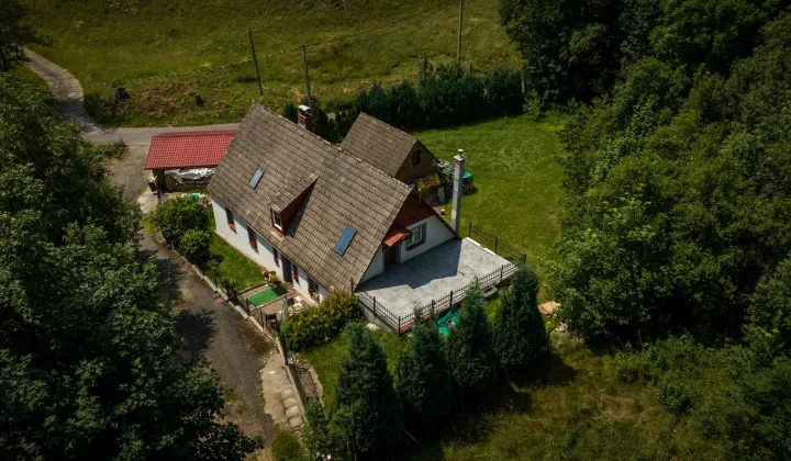 dom wolnostojący, 5 pokoi Komarno, Komarno