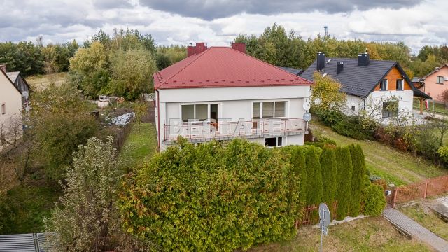 dom wolnostojący, 6 pokoi Radłów. Zdjęcie 2