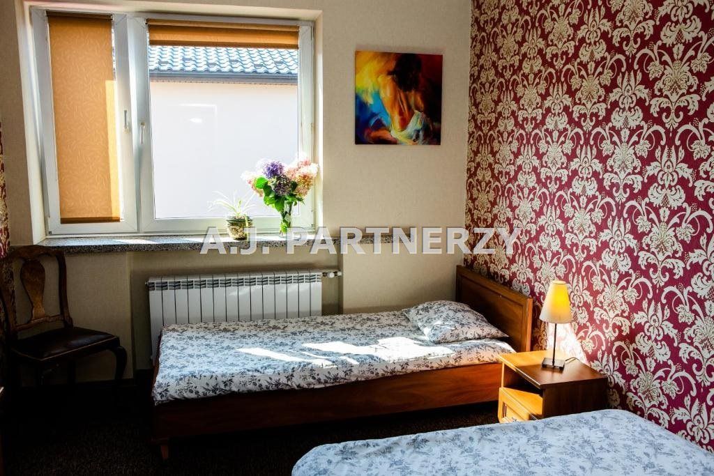 dom, 9 pokoi Wieliczka Lekarka. Zdjęcie 4