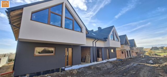bliźniak, 6 pokoi Dojazdów, ul. Żonkilowa. Zdjęcie 1