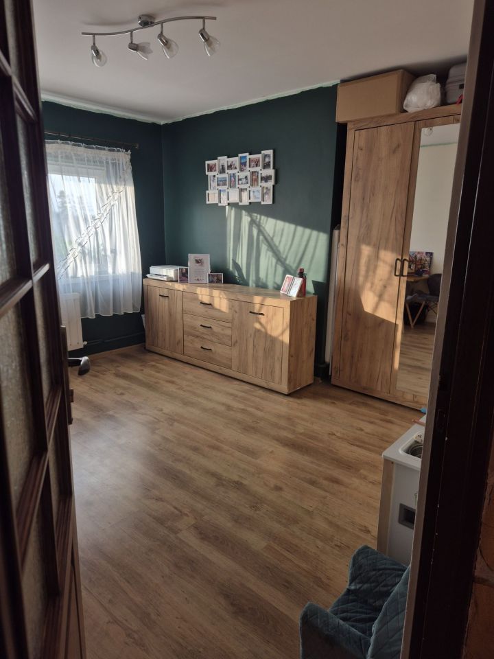 Mieszkanie 3-pokojowe Brzyno. Zdjęcie 3