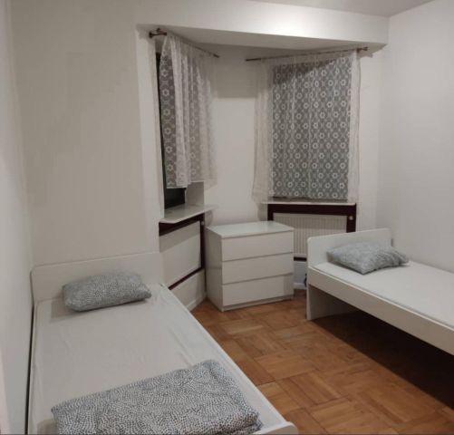 Pokój Warszawa, ul. Osiedlowa. Zdjęcie 1