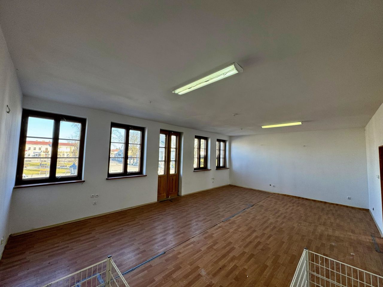 Lokal Kock, Centrum miasta Kock, Plac Anny Jabłonowskiej. Zdjęcie 9