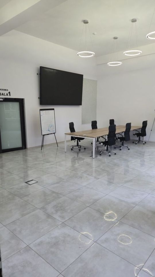 Lokal Łódź Górna, ul. Piotrkowska. Zdjęcie 3