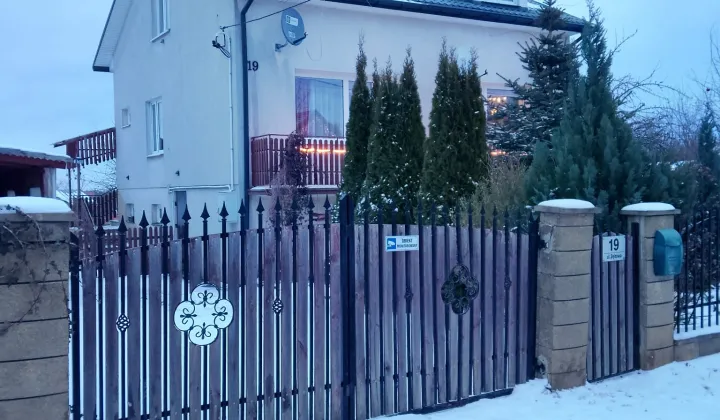 dom wolnostojący, 7 pokoi Rataje, ul. Dębowa