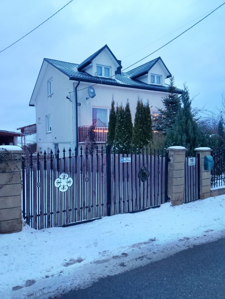 dom wolnostojący, 7 pokoi Rataje