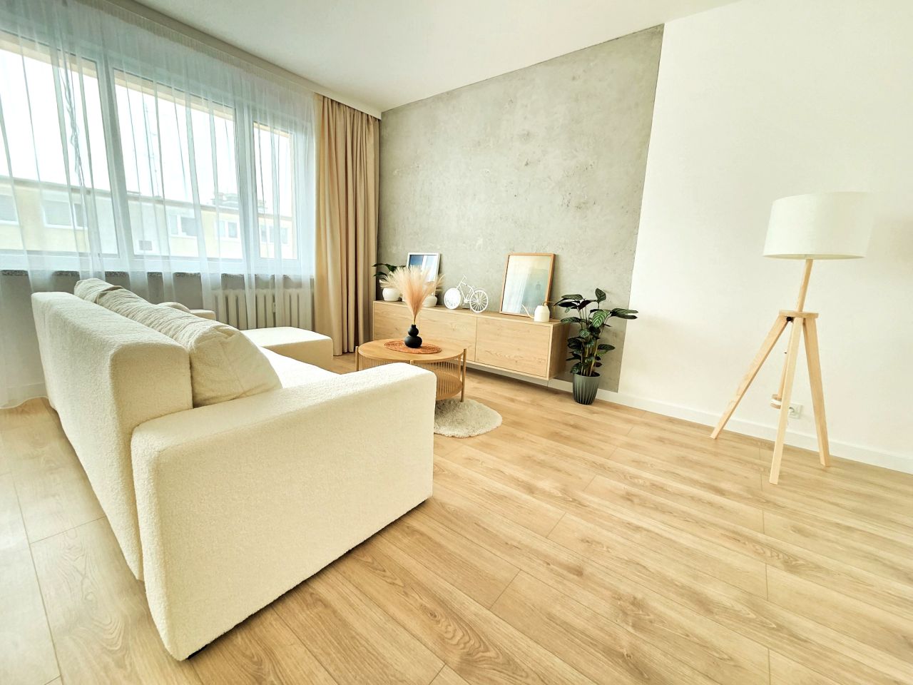 Mieszkanie 3-pokojowe Przemyśl Kmiecie, ul. Henryka Wieniawskiego. Zdjęcie 1