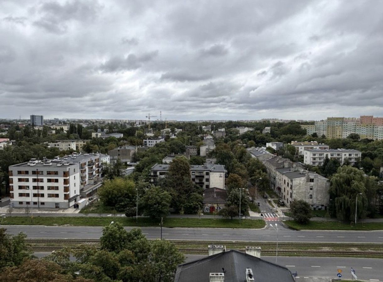 Mieszkanie 3-pokojowe Łódź, ul. Piękna. Zdjęcie 3