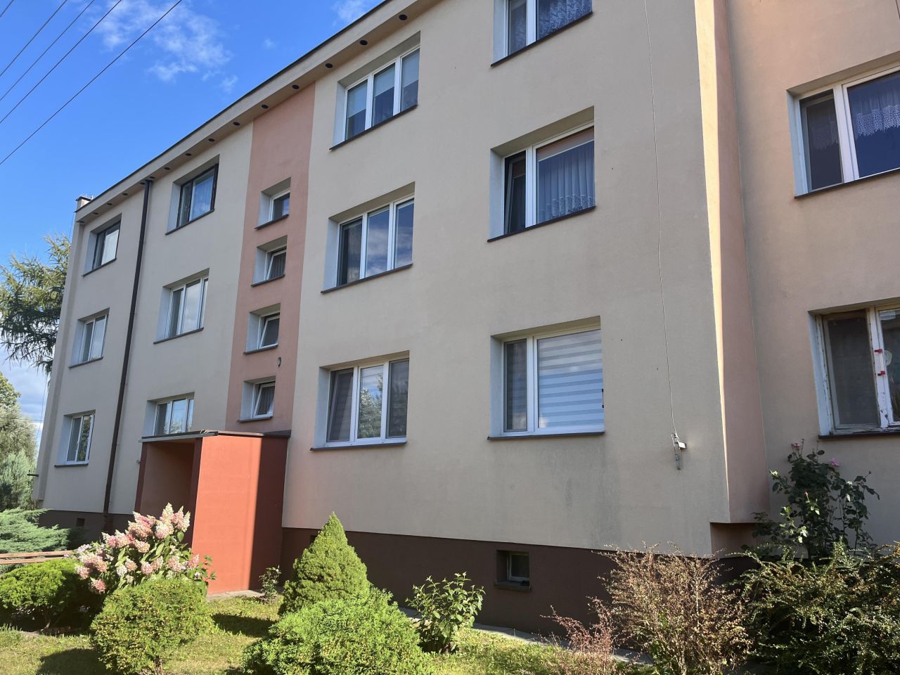 Mieszkanie 4-pokojowe Zbroszki. Zdjęcie 9