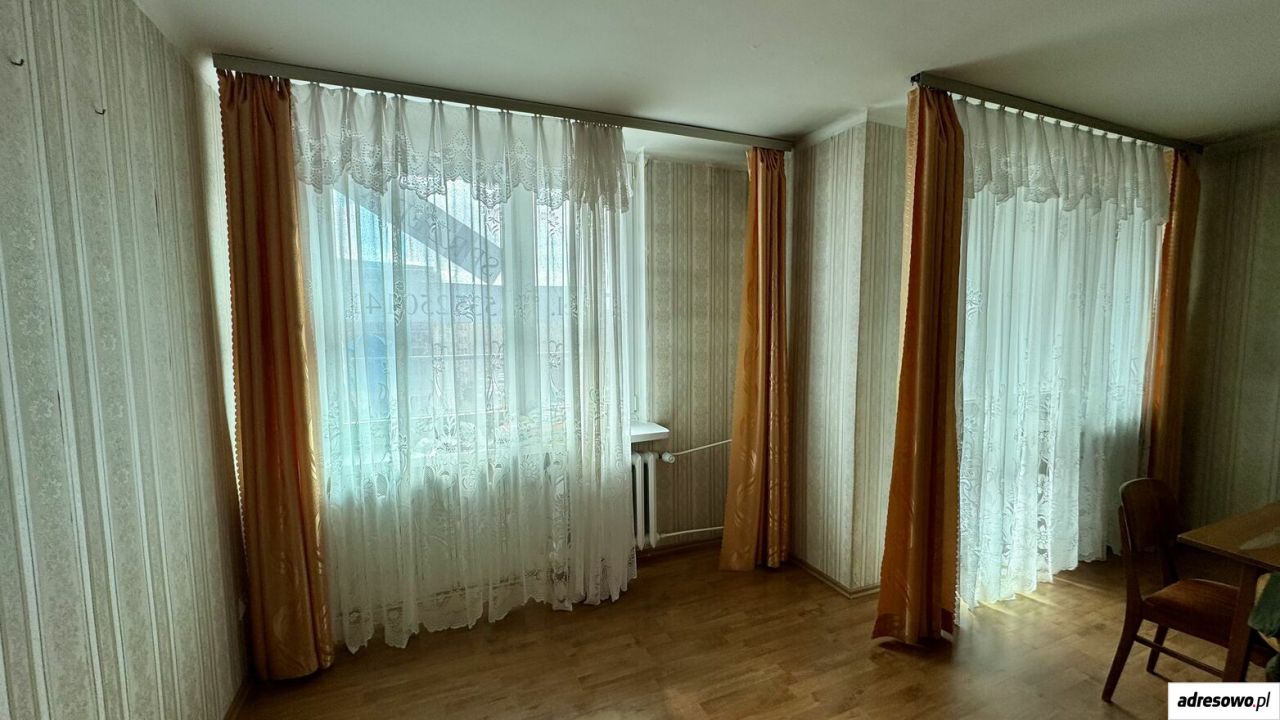 Mieszkanie 3-pokojowe Skarżysko-Kamienna, al. Tysiąclecia. Zdjęcie 2