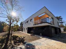 bliźniak, 5 pokoi Warszawa Wawer, ul. Halki