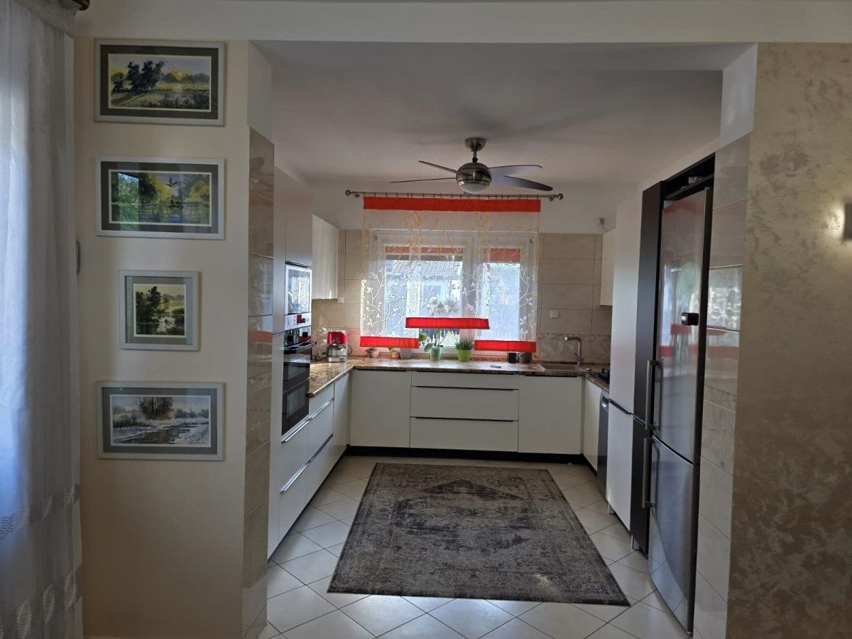 dom wolnostojący, 6 pokoi Stalowa Wola, ul. Czesława Niemena. Zdjęcie 12