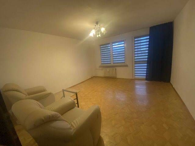 Mieszkanie 3-pokojowe Żyrardów. Zdjęcie 1