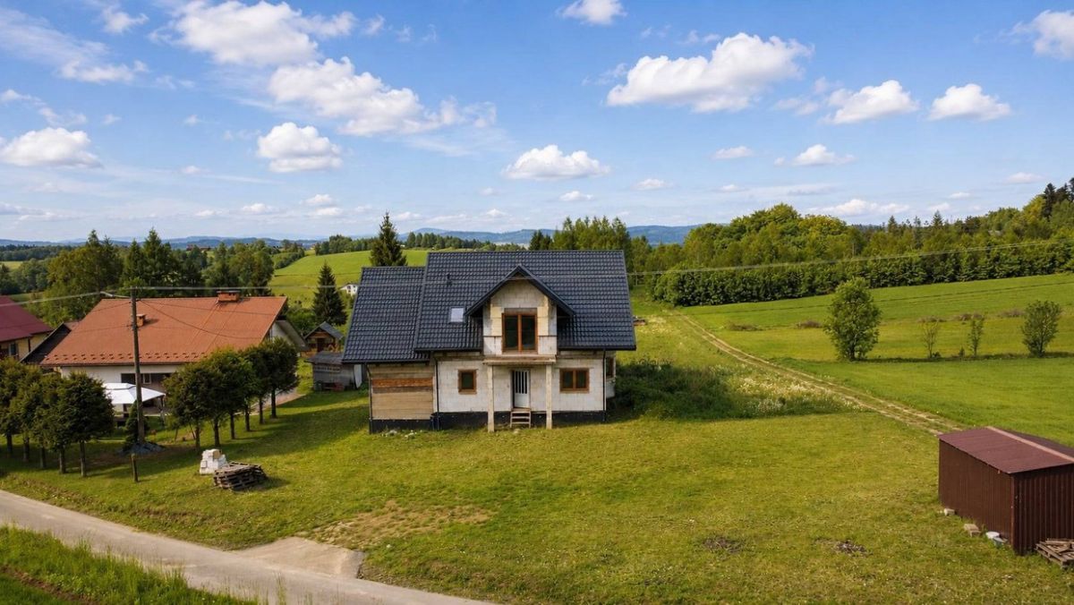 dom wolnostojący, 6 pokoi Poraż. Zdjęcie 2