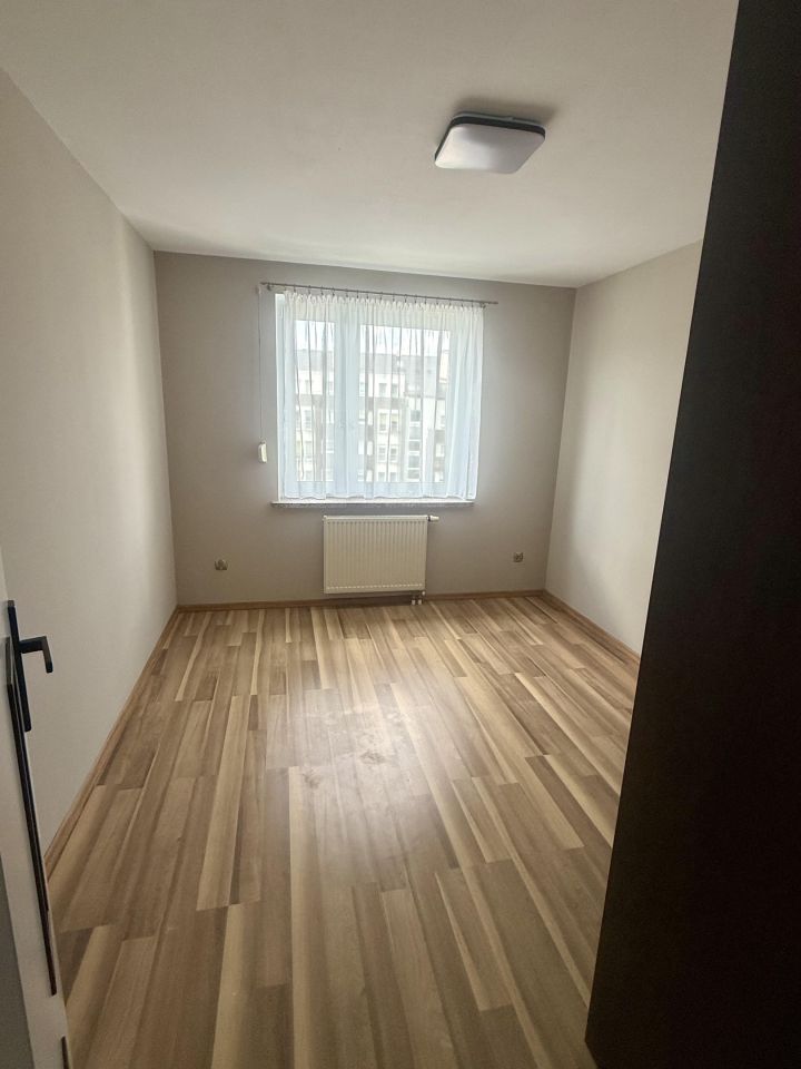 Mieszkanie 2-pokojowe Zielona Góra, ul. Cisowa. Zdjęcie 2
