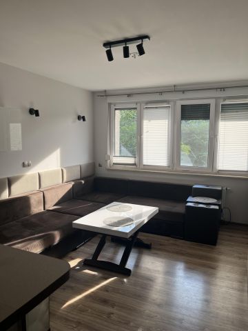 Mieszkanie 3-pokojowe Chorzów Centrum, ul. Józefa Poniatowskiego. Zdjęcie 1