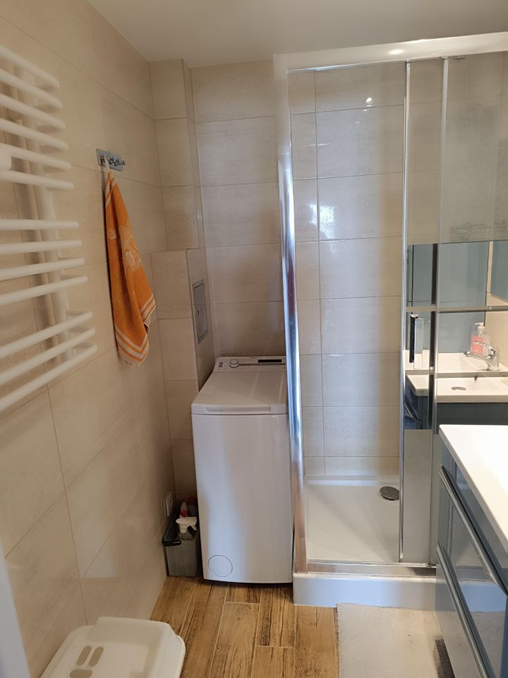 Mieszkanie 4-pokojowe Częstochowa Północ, al. Aleja Wyzwolenia. Zdjęcie 2