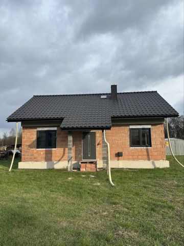 dom wolnostojący Rytwiany, ul. Pałacowa. Zdjęcie 1