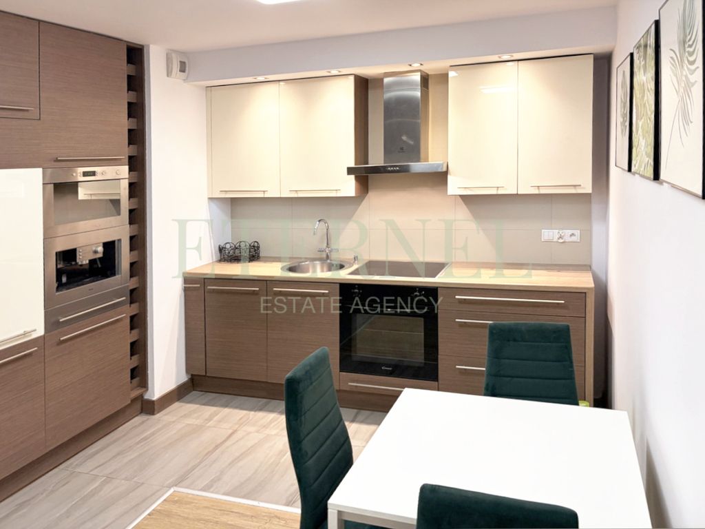 Mieszkanie 3-pokojowe Kraków, ul. Armii Krajowej. Zdjęcie 6