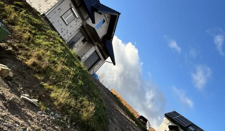 dom wolnostojący, 4 pokoje Żółte