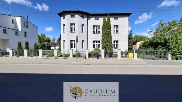 dom wolnostojący, 7 pokoi Pelplin, ul. Biskupa Dominika. Zdjęcie 1