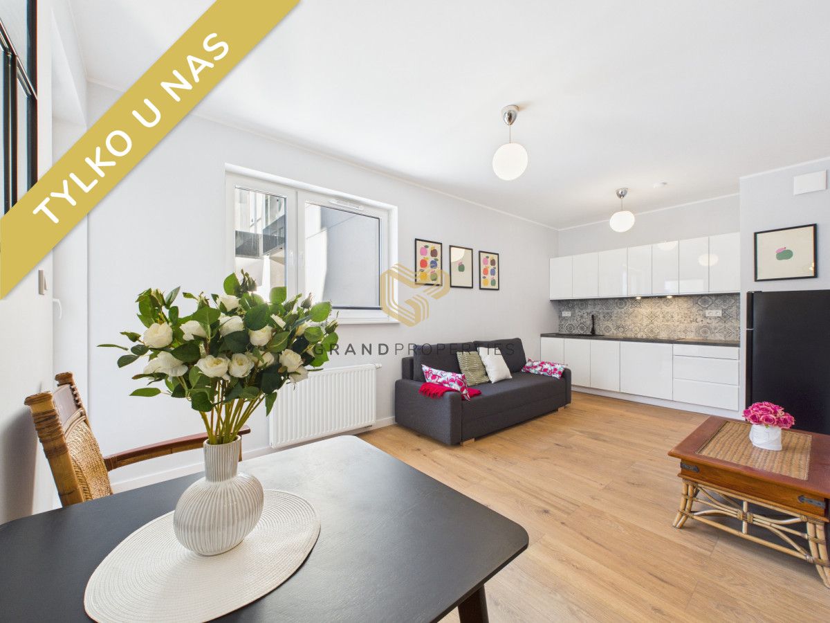 Mieszkanie 2-pokojowe Warszawa Włochy, al. Krakowska. Zdjęcie 1