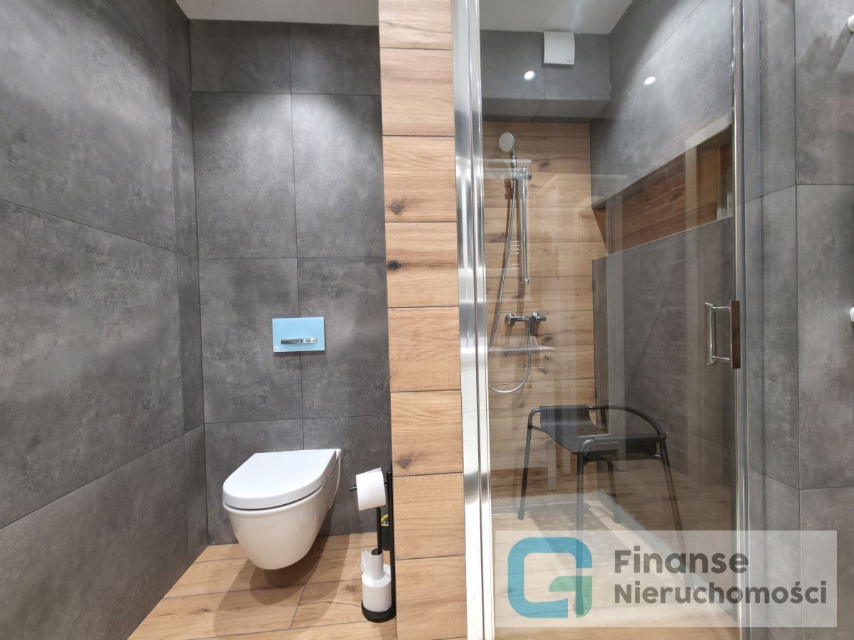 dom wolnostojący, 3 pokoje Borowiny. Zdjęcie 14