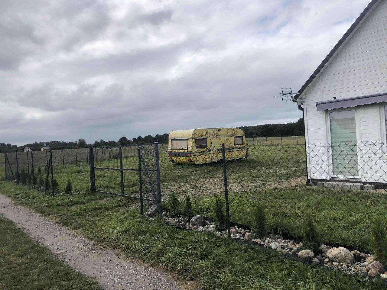 dom letniskowy, 3 pokoje Jezierzany, ul. Klonowa. Zdjęcie 6