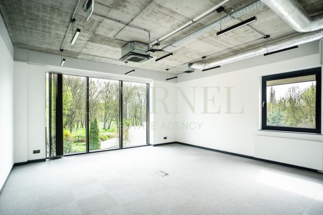 Biuro Kraków Prądnik Czerwony, al. Jana Pawła II. Zdjęcie 1