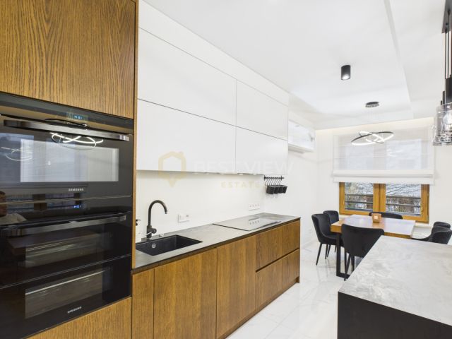 Mieszkanie 3-pokojowe Zamienie. Zdjęcie 3