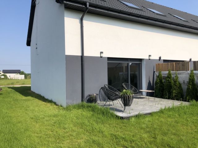 dom szeregowy, 5 pokoi Bożenkowo. Zdjęcie 1