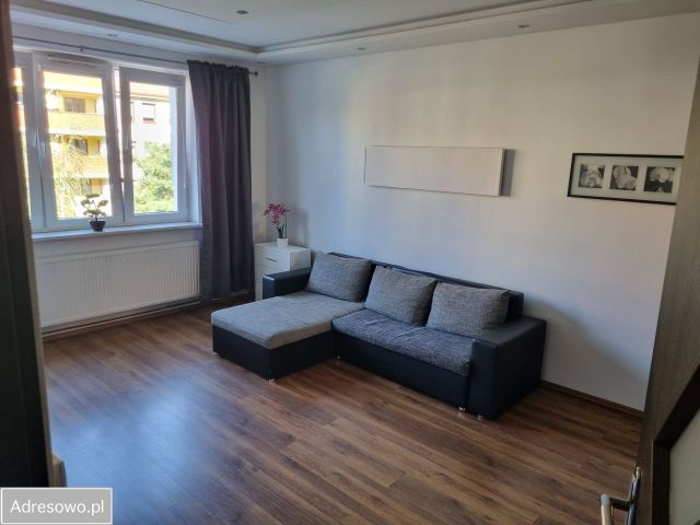 Mieszkanie 3-pokojowe Wrocław Śródmieście, ul. ks. Konstantego Damrota. Zdjęcie 1