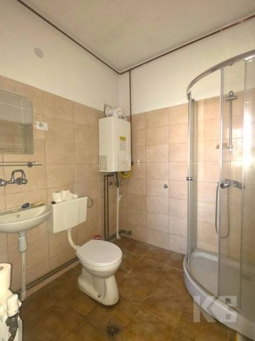 dom wolnostojący, 3 pokoje Wzdów. Zdjęcie 4