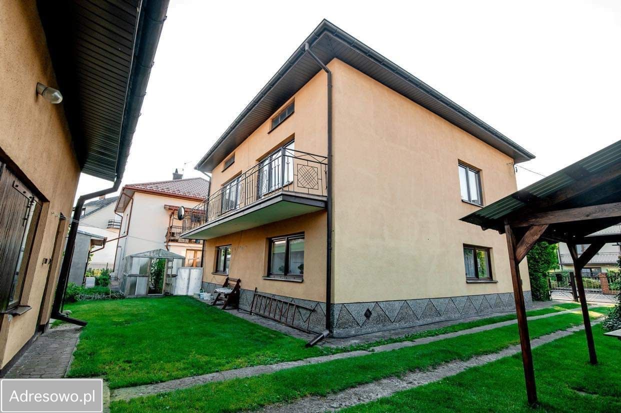 dom wolnostojący, 6 pokoi Łuków, ul. Królowej Jadwigi. Zdjęcie 1