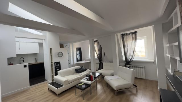 Mieszkanie 1-pokojowe Warszawa Kabaty, ul. Ekologiczna. Zdjęcie 1