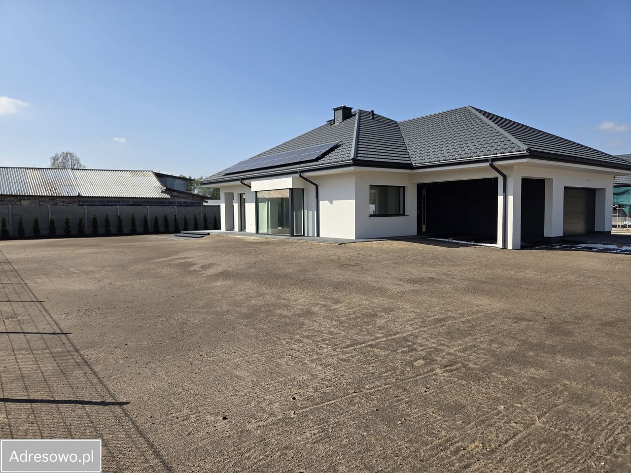 dom wolnostojący, 4 pokoje Feliksów. Zdjęcie 3