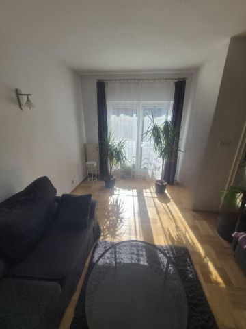 Mieszkanie 3-pokojowe Łomianki, ul. Stanisława Staszica. Zdjęcie 1