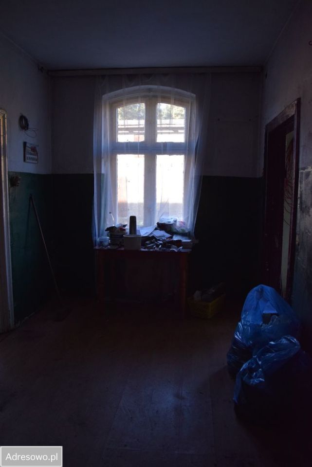 Mieszkanie 3-pokojowe Zalesie. Zdjęcie 3