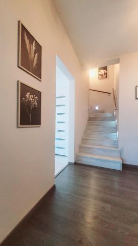 dom wolnostojący, 7 pokoi Ozorowice, ul. Pęgowska. Zdjęcie 12