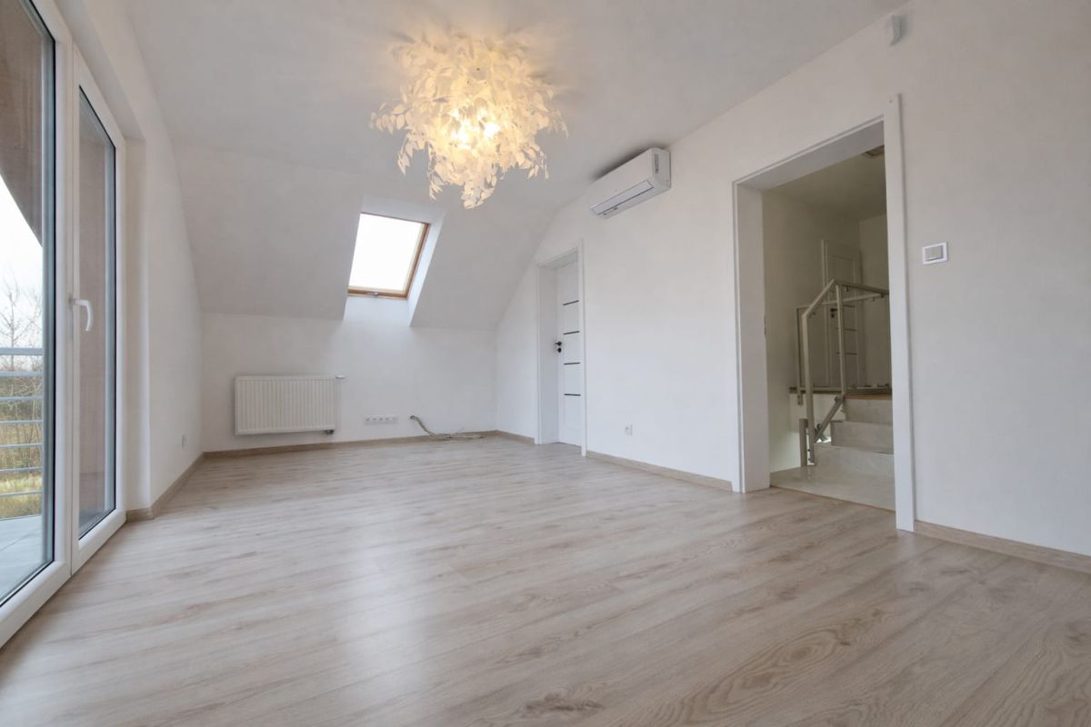 dom wolnostojący, 4 pokoje Mirsk, ul. os. Izerska Polana. Zdjęcie 12