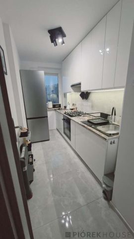 Mieszkanie 3-pokojowe Warszawa Bemowo, ul. Powstańców Śląskich. Zdjęcie 6