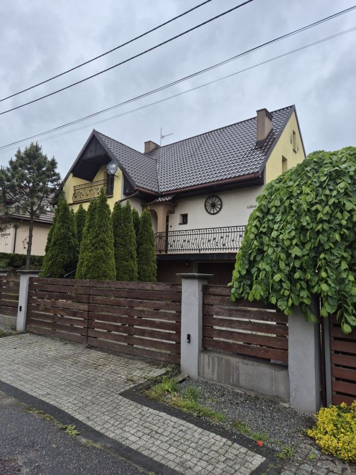 dom wolnostojący, 6 pokoi Tychy Wilkowyje