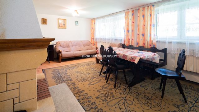 dom wolnostojący, 3 pokoje Myślenice, ul. Kornela Ujejskiego. Zdjęcie 5