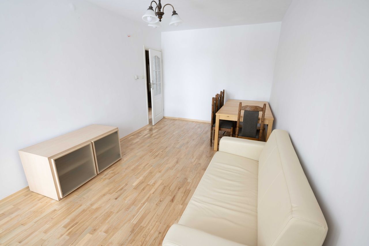 Mieszkanie 3-pokojowe Tłuste Kłudzienko. Zdjęcie 1