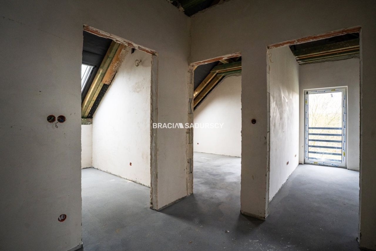 bliźniak, 6 pokoi Koźmice Wielkie. Zdjęcie 15