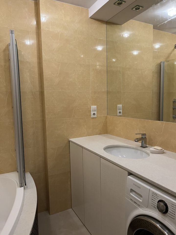 Mieszkanie 4-pokojowe Mielec, ul. Zygmuntowska. Zdjęcie 2