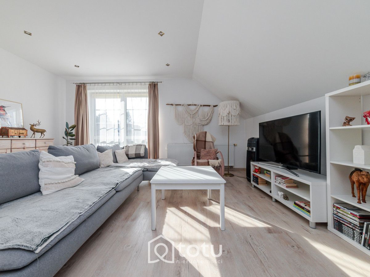 dom wolnostojący, 5 pokoi Sulejówek. Zdjęcie 2