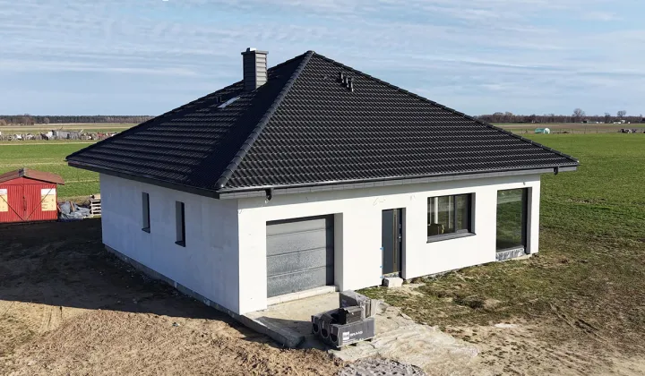 dom wolnostojący, 4 pokoje Mamlicz