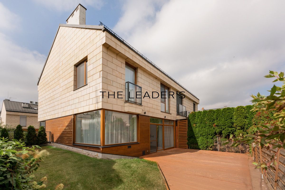 bliźniak, 6 pokoi Bielawa, ul. Warszawska. Zdjęcie 2