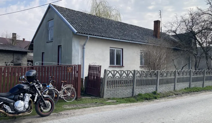 dom wolnostojący, 2 pokoje Stary Koniecpol Błonie, ul. Błonie